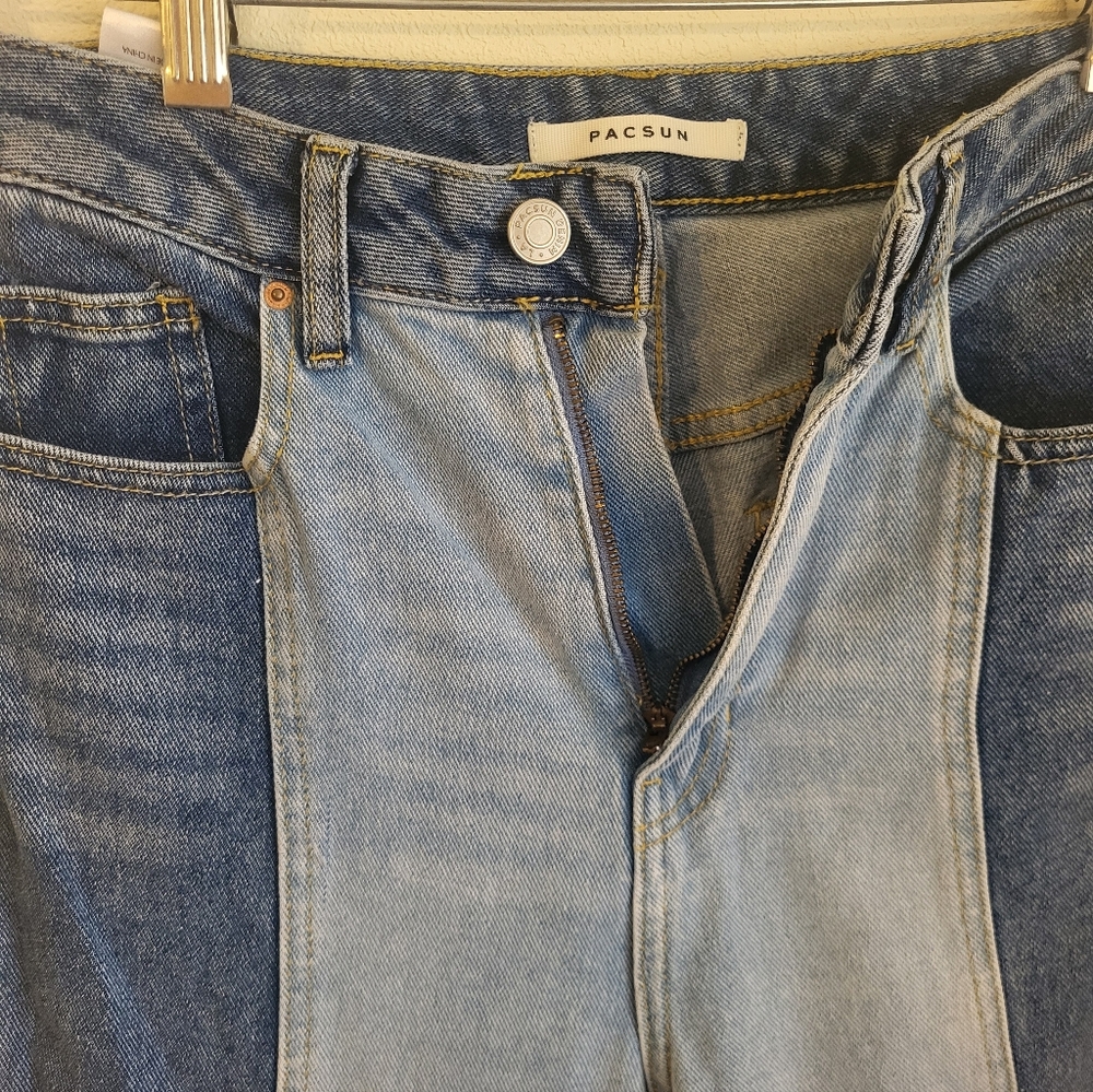 PacSun Women's Blue Two-Tone Jeans. Size 25 - Picture 12 of 16